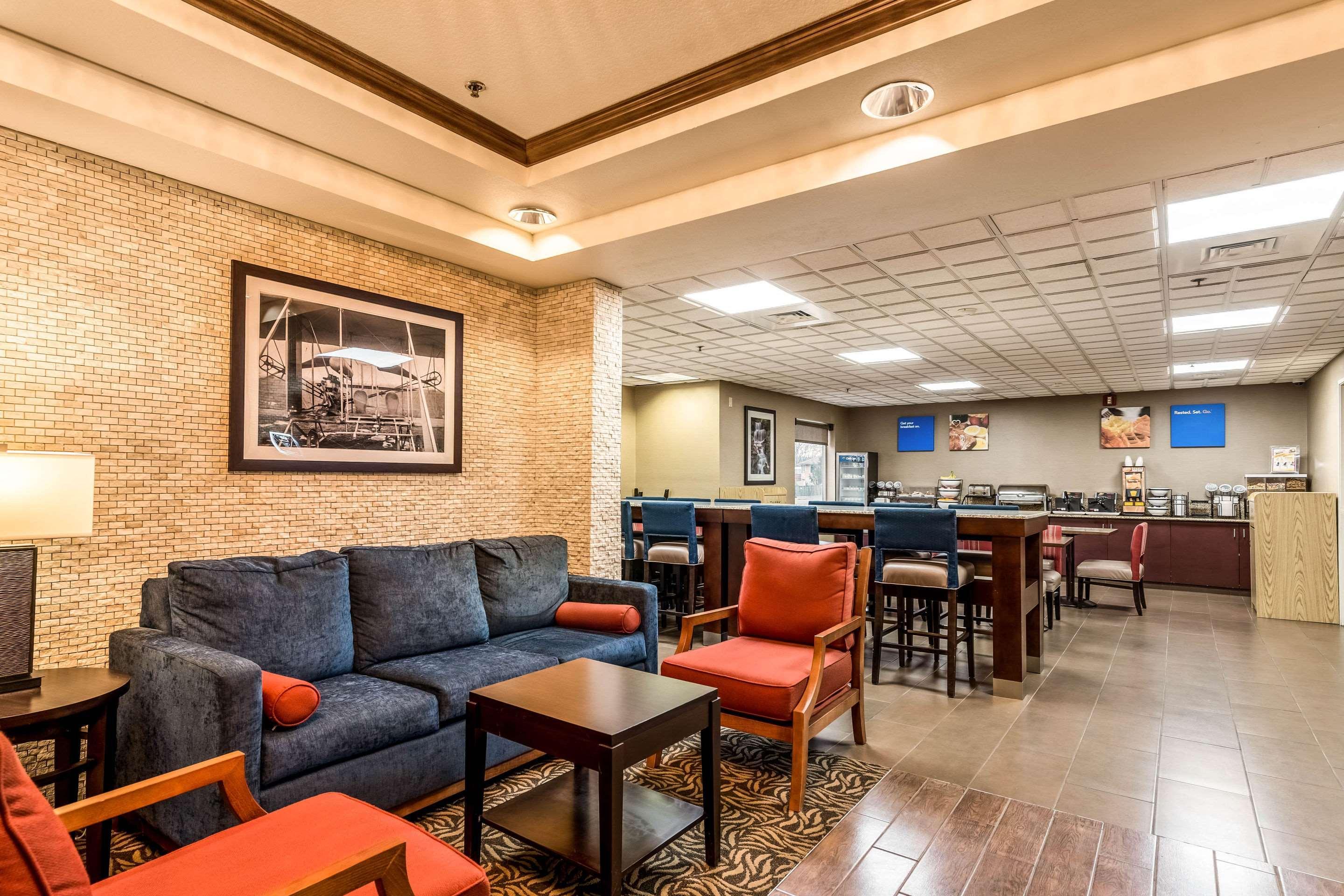 Comfort Inn & Suites Englewood Extérieur photo