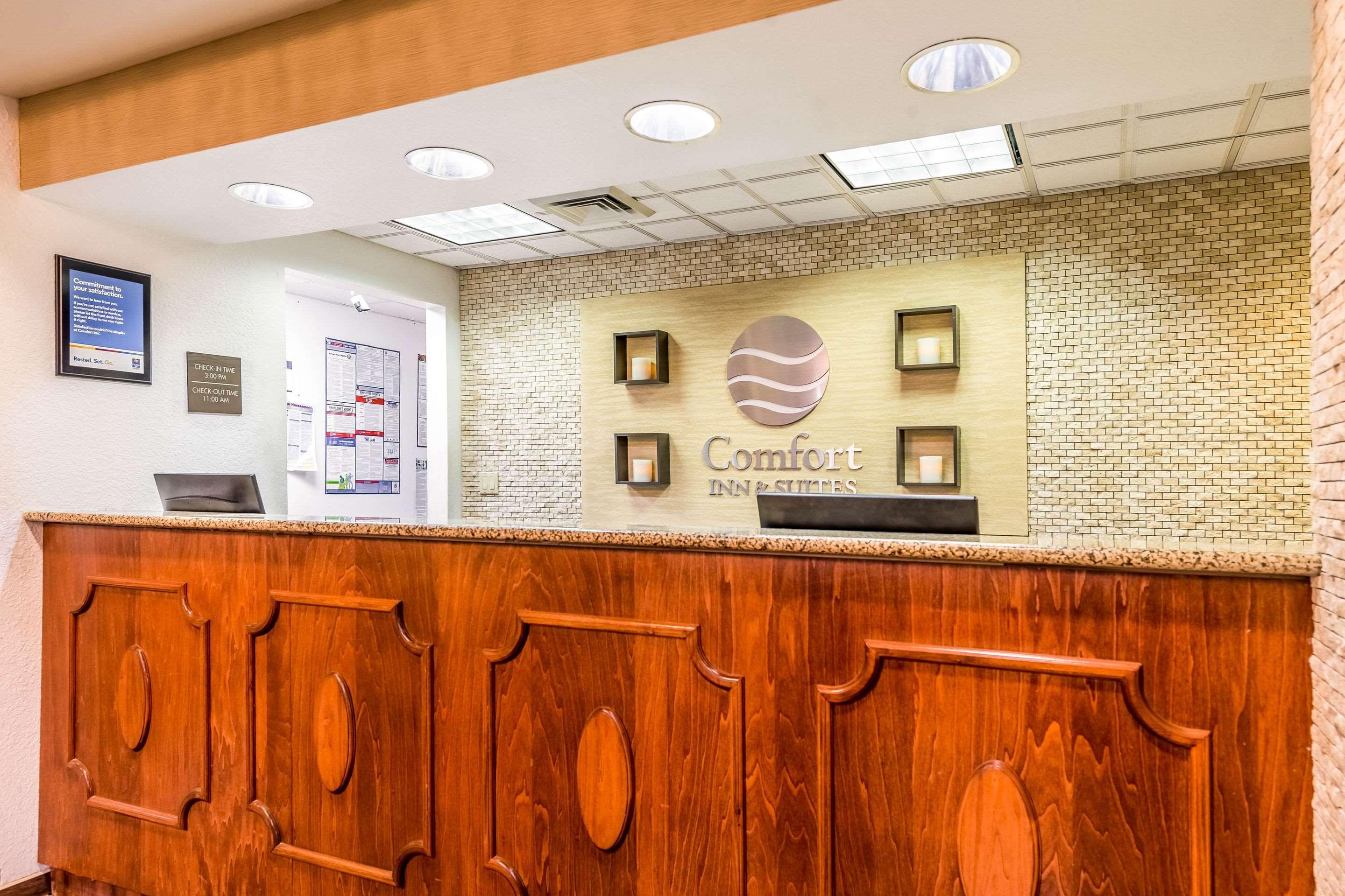 Comfort Inn & Suites Englewood Extérieur photo