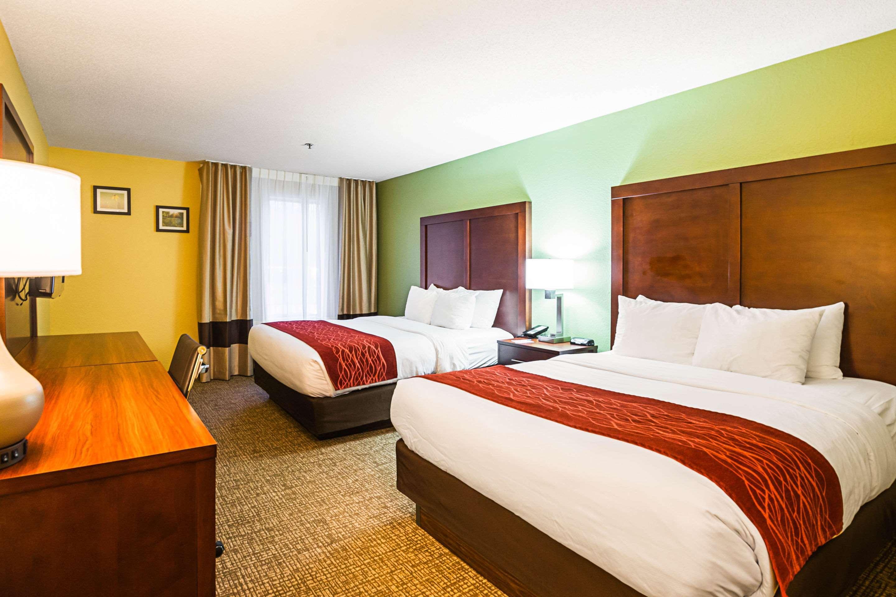 Comfort Inn & Suites Englewood Extérieur photo